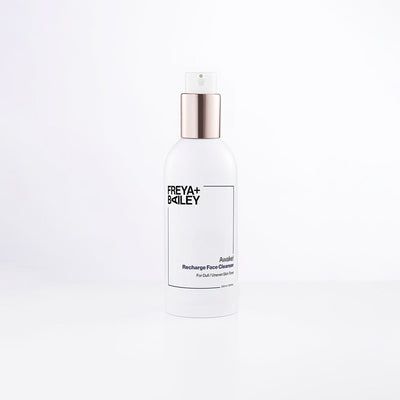 AWAKE! RECHARGE FACE CLEANSER WITH HYDRATING COCONUT + AVOCADO OILS (Dullness + Uneven skin tone) - Freya + Bailey Skincare