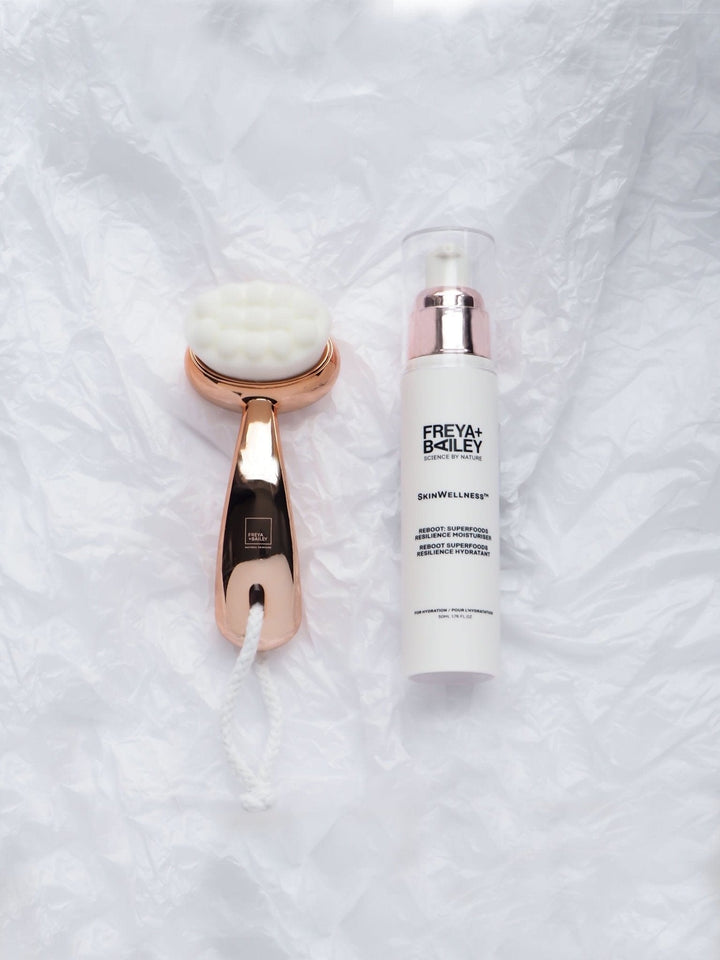 Unplug Exfoliating Face Brush - Freya + Bailey Skincare